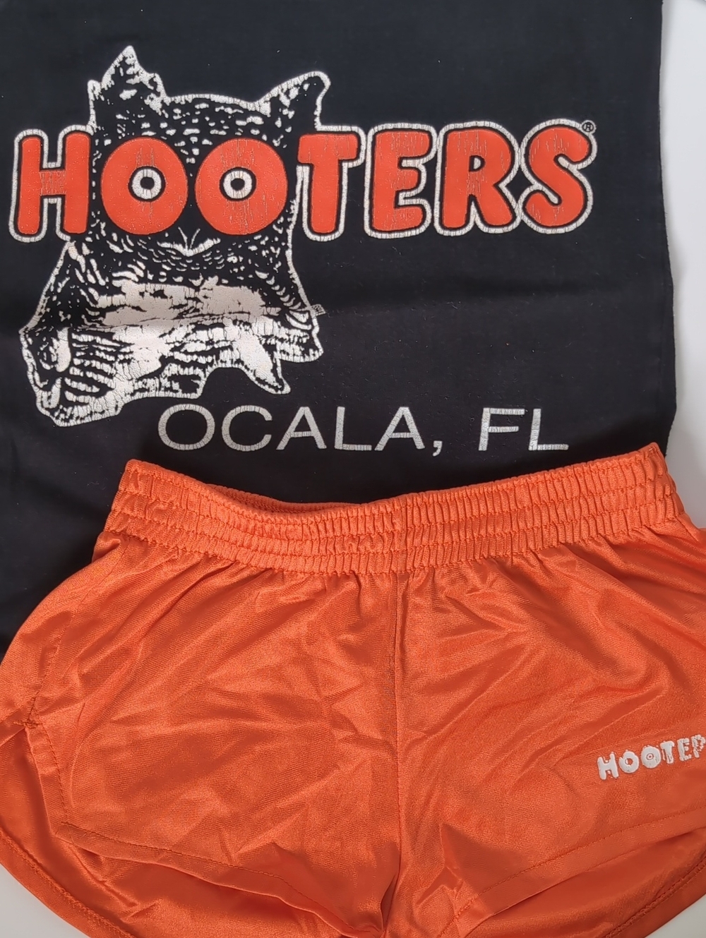 Hooters Uniform Vintage For Halloween Costume